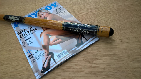 The Playboy issue november 2016 and Silver Knights cue